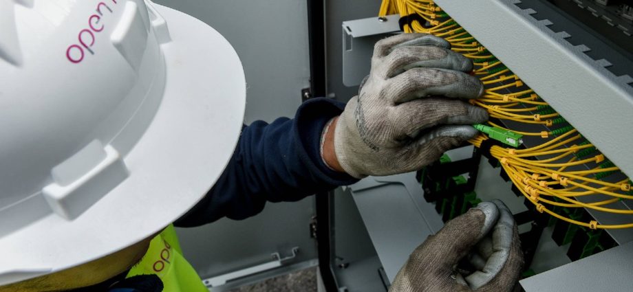 Open Fiber, armadio fibra ottica