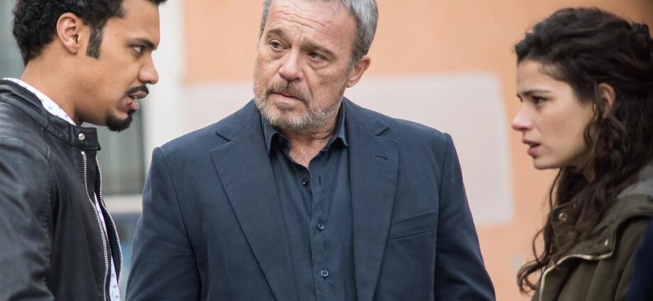 Claudio Amendola in Nero a metà