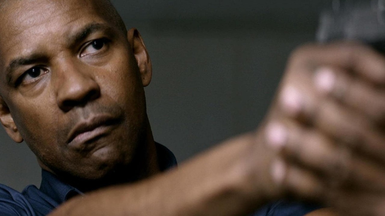 The Equalizer Il vendicatore il film con Denzel Washington stasera