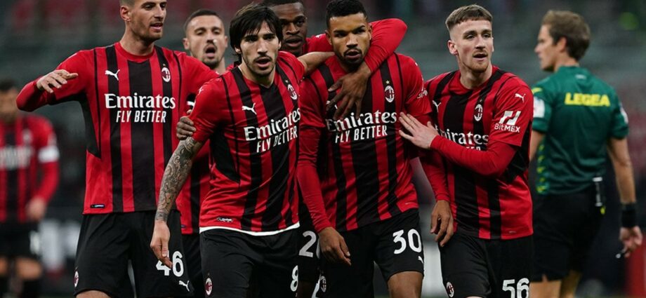Napoli-Fiorentina e Torino-Milan: orari TV DAZN e Sky della 32ª