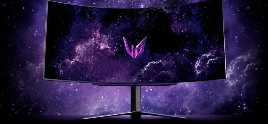 LG UltraGear 45GR95QE